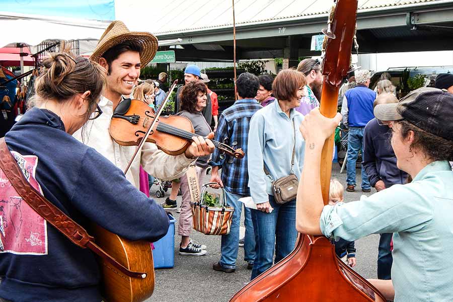 Cheryl-Sindell-Farmers-Market-Music